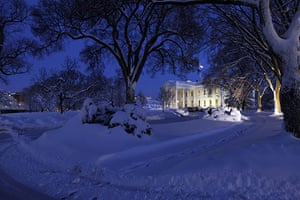 Washington in the snow: The White House is blanketed in snow