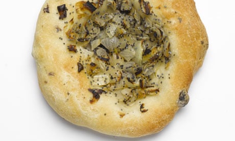 Black olive bialy