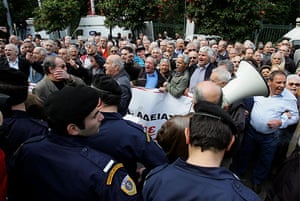 Greece protests: Pensioners outside the Greek governments' headquarters, Athens