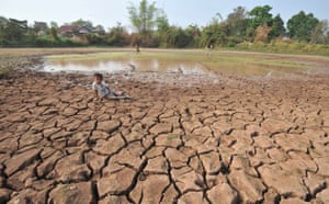 Drought in South China: Drought in Mekong River bassin, Laos