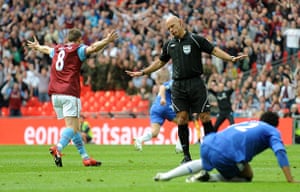 Fa Cup Semi Final: FA Cup  Semi Final, Aston Villa v Chelsea 