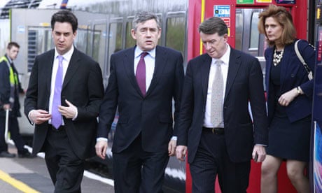 Ed Miliband, Gordon Brown, Lord Mandelson and Sarah Brown arrive in Oxford for a campaign event 