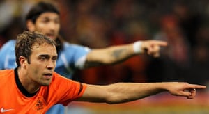 Holland versus Uruguay: UrHolland  defender Joris Mathijsen and Uruguay's Sebastian Abreu