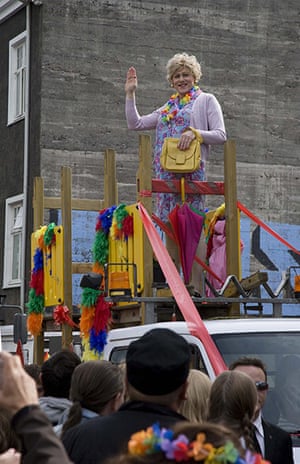 Gay Pride: Iceland: Reykjavik Mayor Jon Gnarr attends Gay Pride
