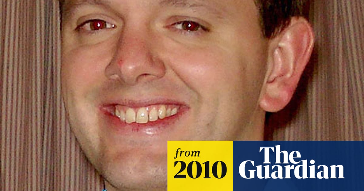 Saunders Gun Mark Saunders inquest: shot barrister's gun not in firing position ...
