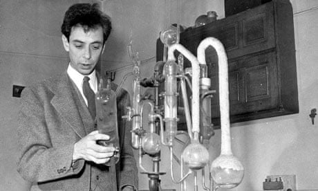 Dr Frank Oppenheimer, physicist.