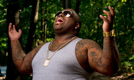 cee lo green in a wedding dress Despite Posing with CeeLo Green Phaedra Parks' Dress Steals the Show