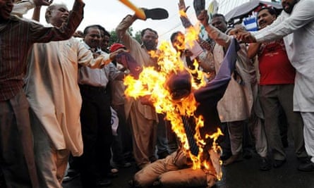 qur lahore quran interpol effigy