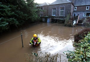 Floods around globe: Scotland