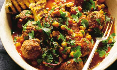 Chickpea stew with lamb meatballs