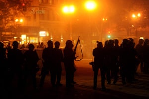 occupy oakland clashes: Police prepare to enter Occupy Oakland's encampment