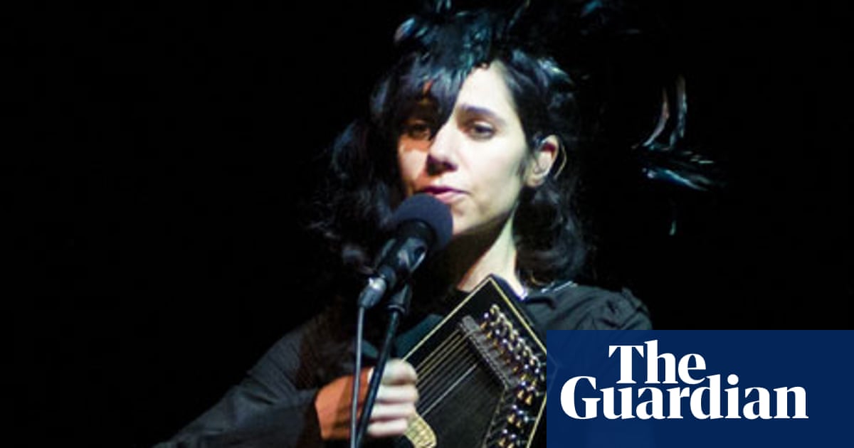 Pj Harvey Live At The Royal Albert Hall Have Your Say Pj Harvey The Guardian Pj Harvey Live At The Royal Albert Hall Have Your Say Pj Harvey The Guardian