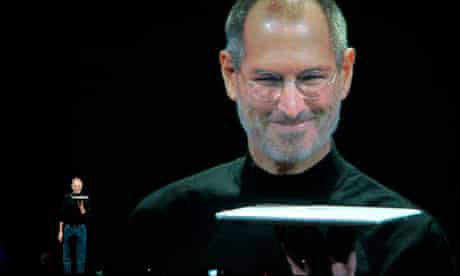 Apple CEO Steve Jobs introduces the Macbook Air 