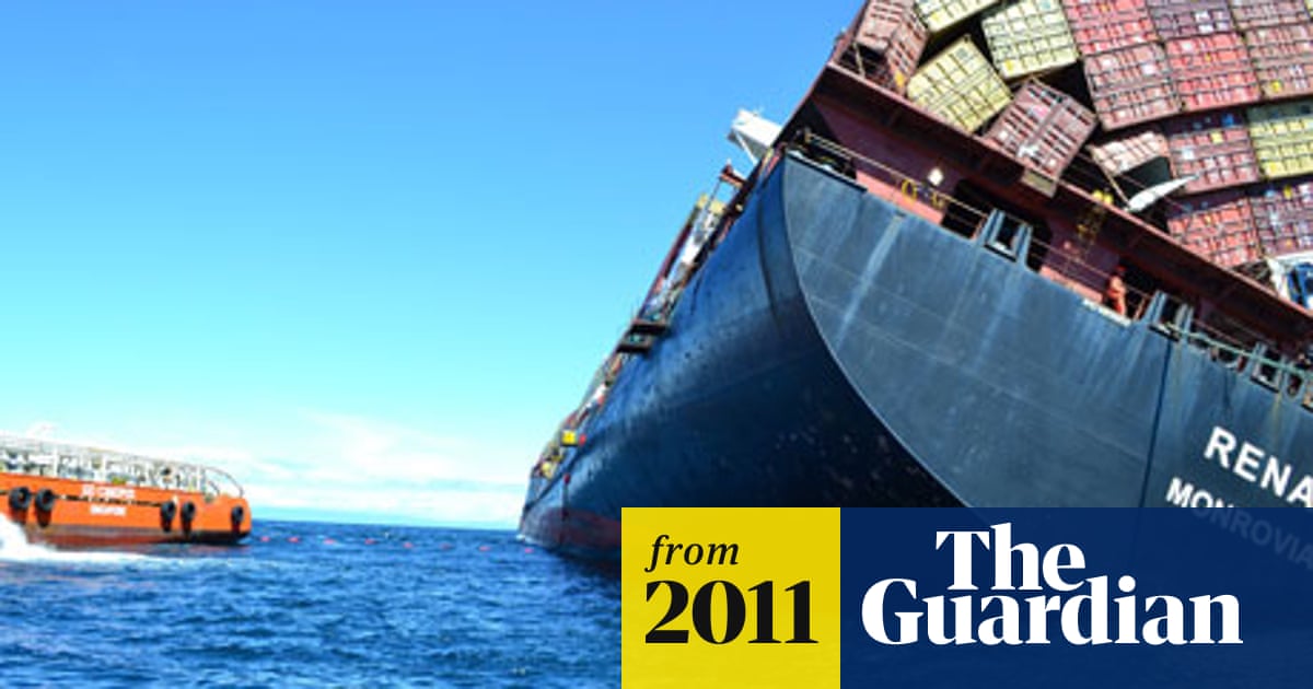 New Zealand Crews To Remove Containers From Grounded Cargo Ship Oil Spills The Guardian