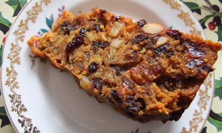 Four Ingredient Christmas Cake - Apple Cake Annie