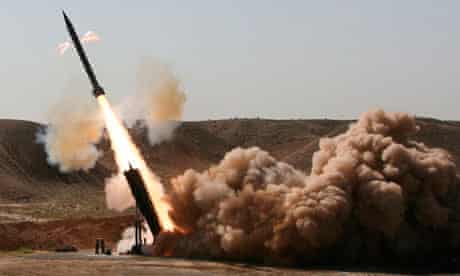 Iran test-fires short-range missile
