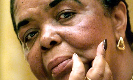 70 Year Old Hindi Woman Sex - CesÃ¡ria Evora, the voice of longing, dies aged 70 | Cape Verde | The  Guardian