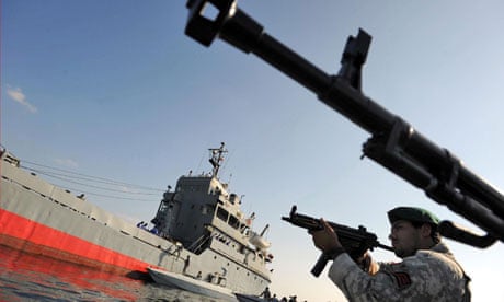 Iranian navy excercise strait of hormuz