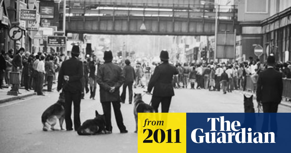 A New Kind Of Riot From Brixton 1981 To Tottenham 2011 Uk News The Guardian
