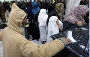 Libya: Banks in Benghazi back to business