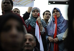 Egypt protests day 16: Protesters listen to anti-government speeches 