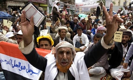 Yemeni anti-government demonstrators