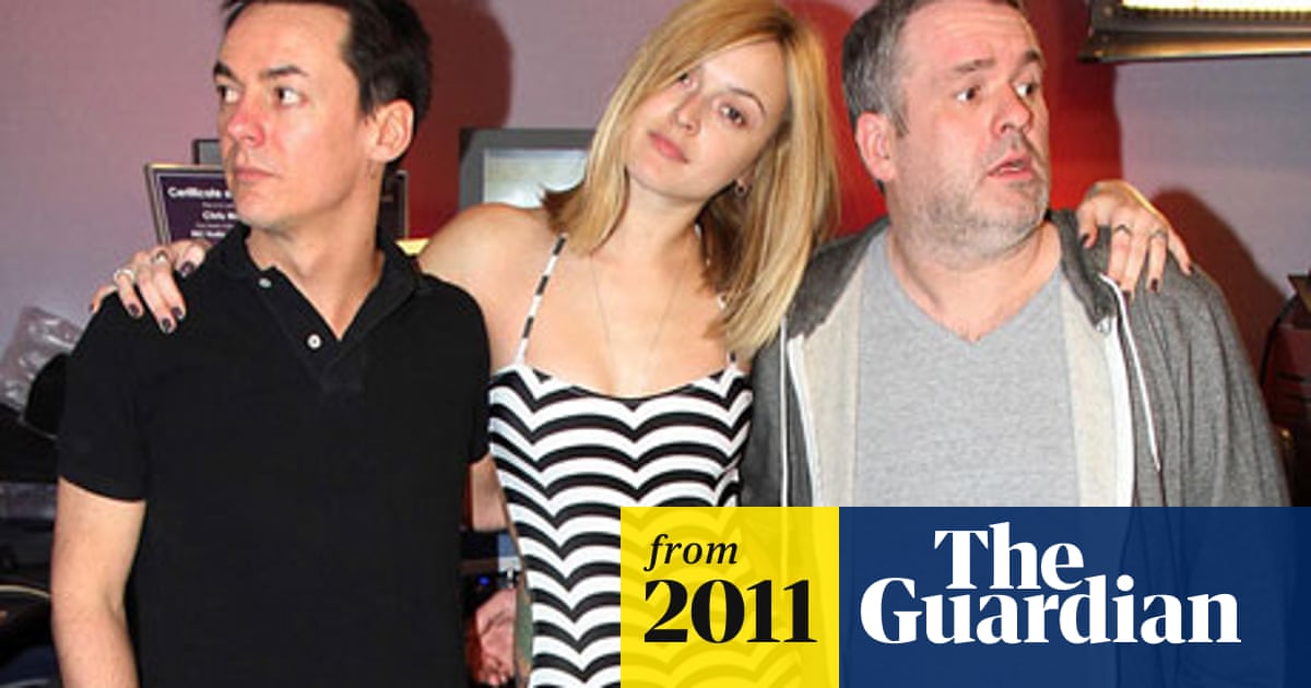 Chris Moyles Radio Marathon Raises 2 4m For Comic Relief