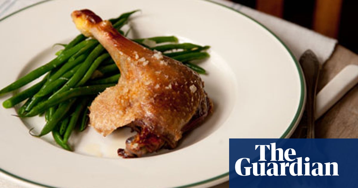 Confit de canard recipe, French food and drink