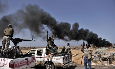 Smoke billows as Libyan rebels progress