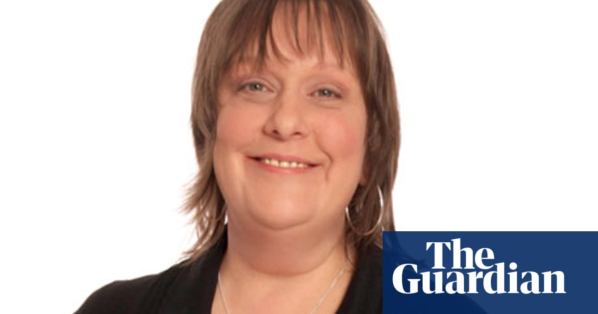 how old is kathy burke