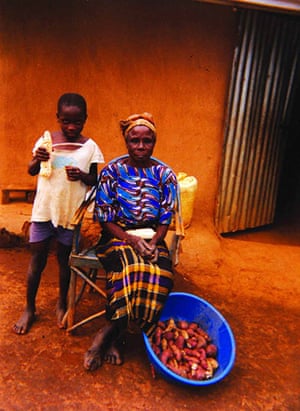 Exhibition at LSE: Picturing Life as a Young Carer in Africa