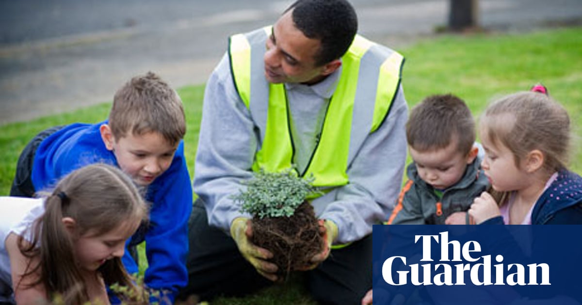 Top tips for engaging residents around green issues | Housing Network