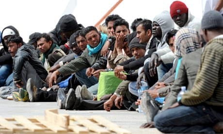 North-African migrants arrive on Lampedusa