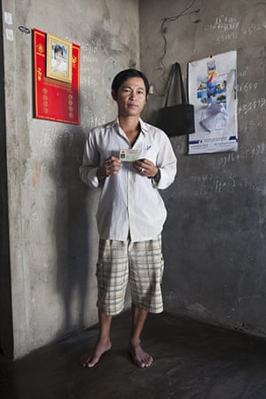 Floods portraits: in Vietnam by Martin Parr 