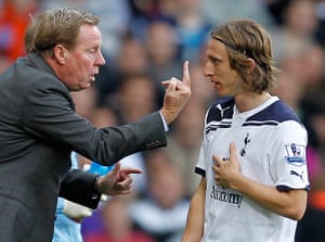 Premier League 2010-11: Tottenham Hotspur manager Harry Redknapp gestures to Luka Modric