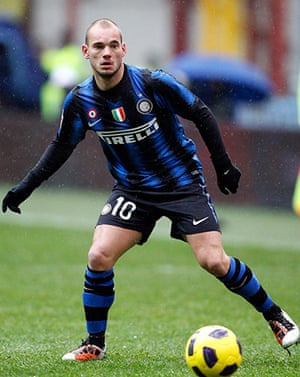 Top 50 transfer targets: Inter Milan's Sneijder controls the ball in the Serie A match against Parma