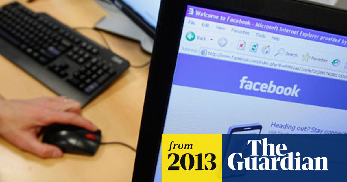 Facebook Spammers Make 0m Just Posting Links Researchers Say Facebook The Guardian