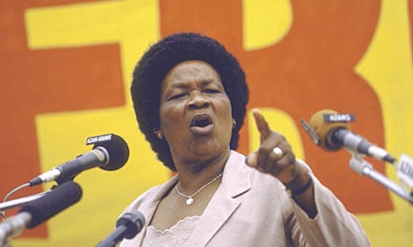 Albertina Sisulu addresses a Free Mandela rally in 1985