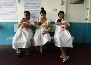 Manila maternity: Women breastfeed their newborn babies inside the maternity ward 