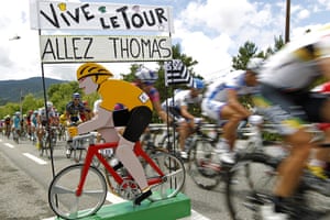 Tour de france stage 16: A Thomas Voeckler fan has gone to a lot of effort