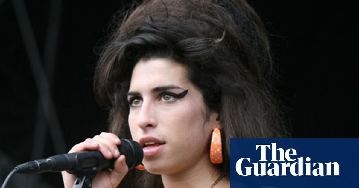 Amy Winehouse Obituary Music The Guardian