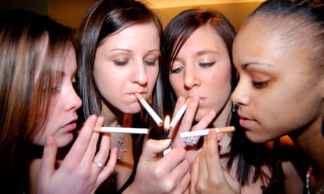 Iceland considering cigarette ban