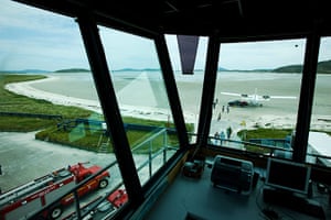 Isle of Barra airport: Airport on a beach on Isle Of Barra, Outer Hebrides