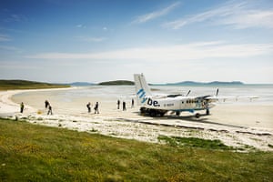 Isle of Barra airport: Airport on a beach on Isle Of Barra, Outer Hebrides