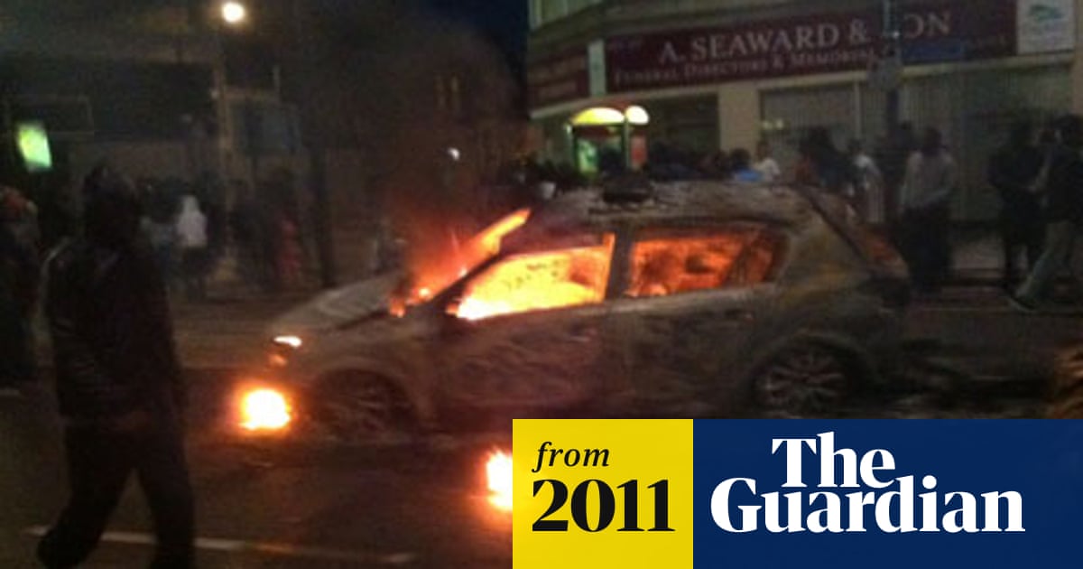 Tottenham In Flames As Protesters Riot Uk News The Guardian