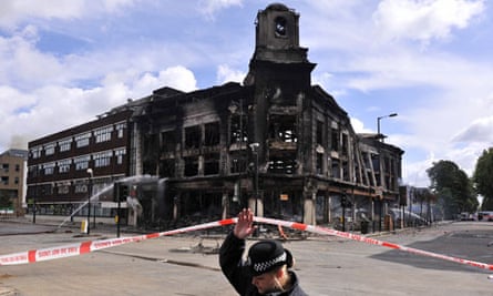 If The Rioting Was A Surprise People Weren T Looking Uk Riots 2011 The Guardian