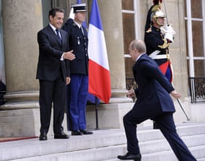 Putin: Nicolas Sarkozy welcomes Russian Prime Minister Vladimir Putin
