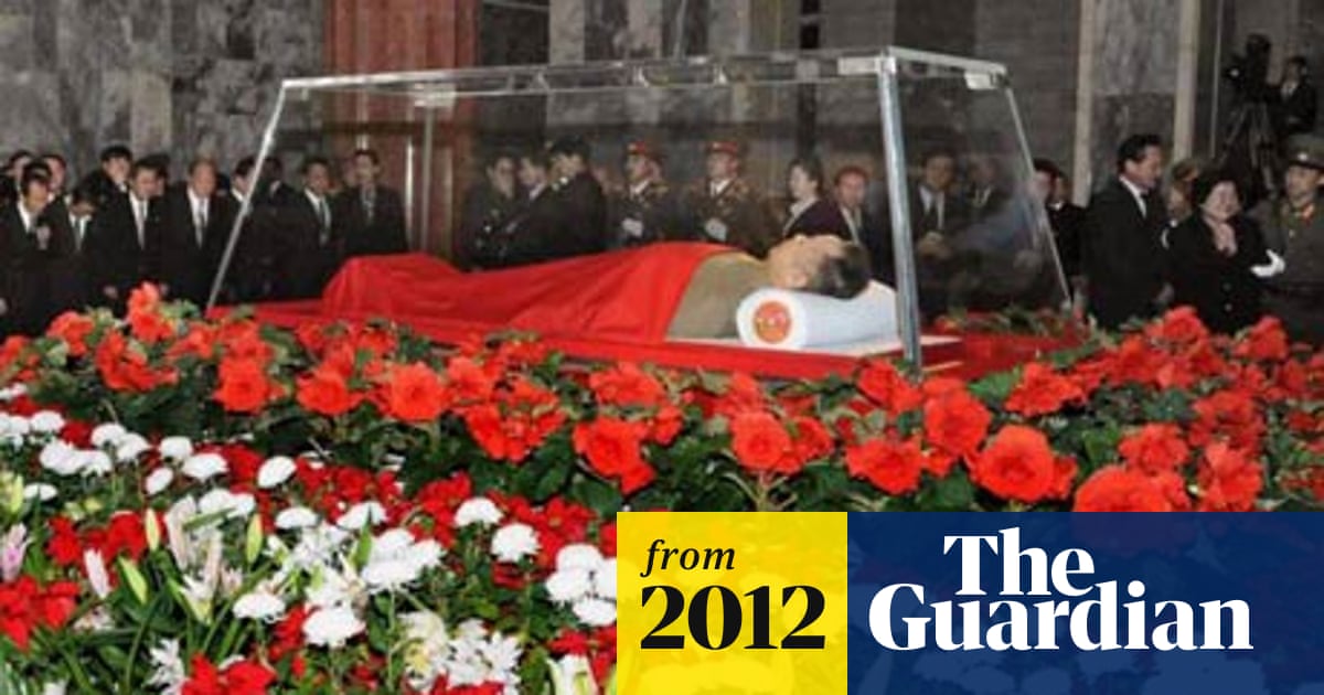 North Korea Announces Kim Jong Il Will Be Embalmed And Put On Display World News The Guardian
