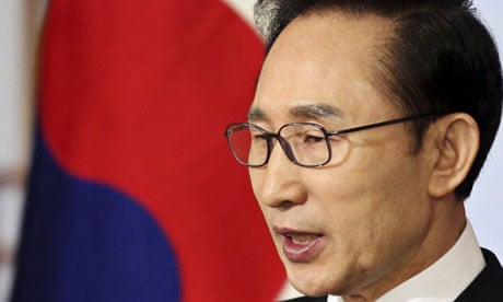Lee Myung-bak, the South Korean president, has offered talks with the North's new ruler