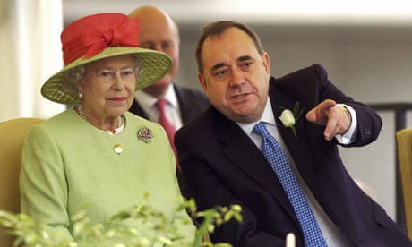 Alex Salmond with the Queen 